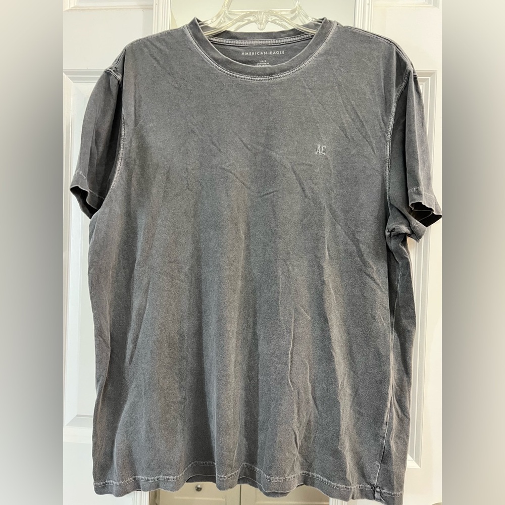 American Eagle Outfitters Men's Charcoal Tee